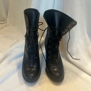 Timberland Black Lace Up Boots Premium Leather Design